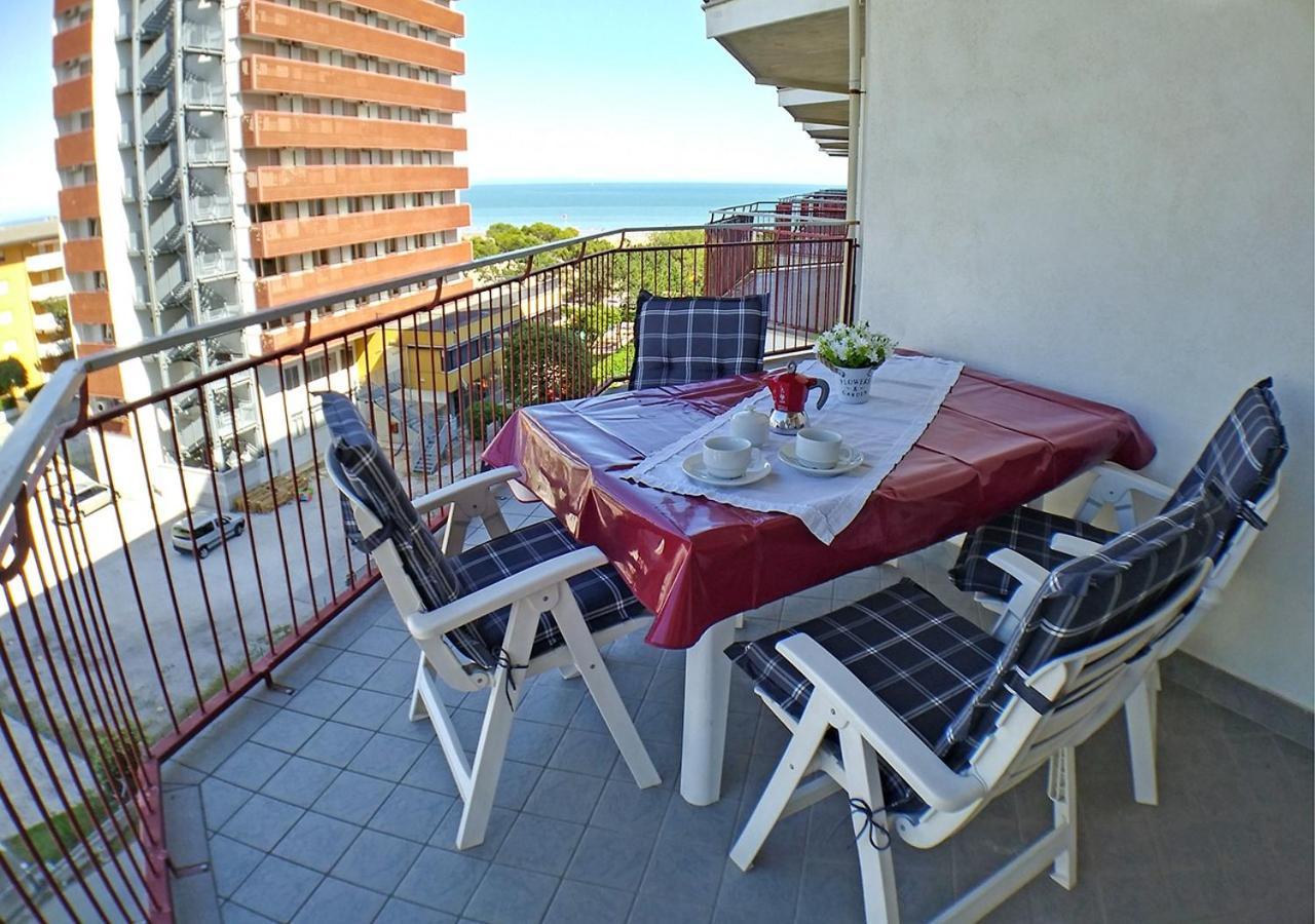 Nuovo Fronte Spiaggia, Terrazza Sul Mare E Piscina Линьяно-Саббьядоро Экстерьер фото